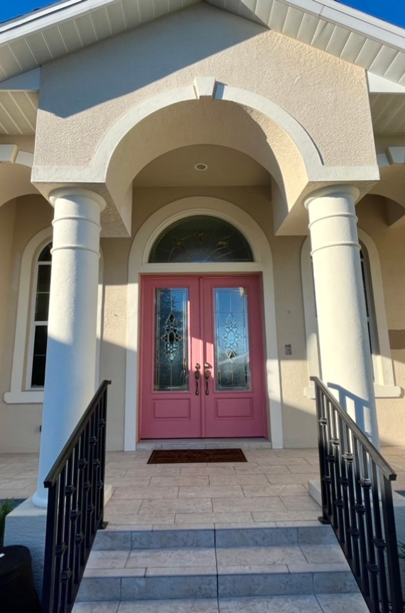 new black window structure