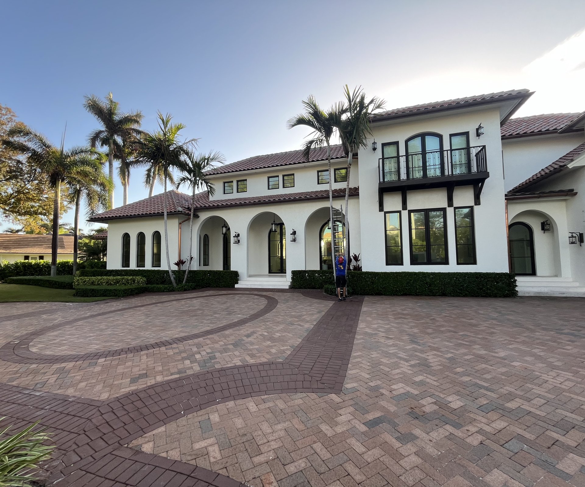 One of our many professional exterior painting jobs proven to hold up in the harsh Florida climate.